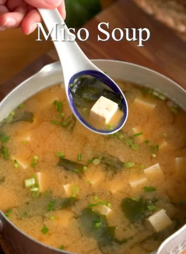 Bowl of easy gluten-free miso soup with tofu and seaweed