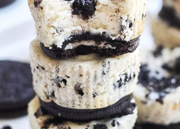 Delicious Oreo Cheesecake Bites served on a plate.