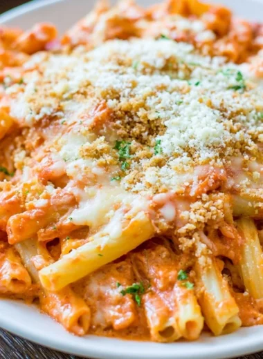 A delicious serving of Olive Garden-style Five Cheese Baked Ziti on a plate